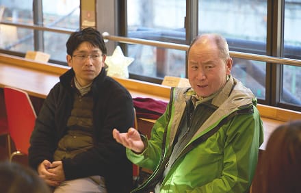 実践者の歩みと視点に触れる